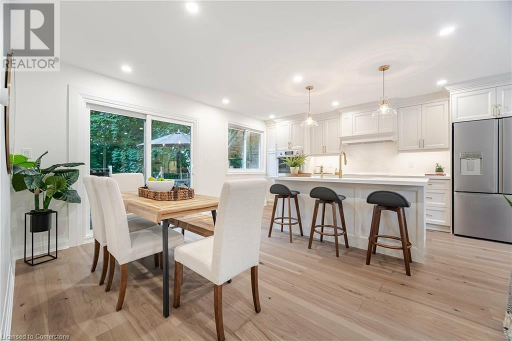 Photo 10 of 3150 Bentworth Drive, Burlington ON