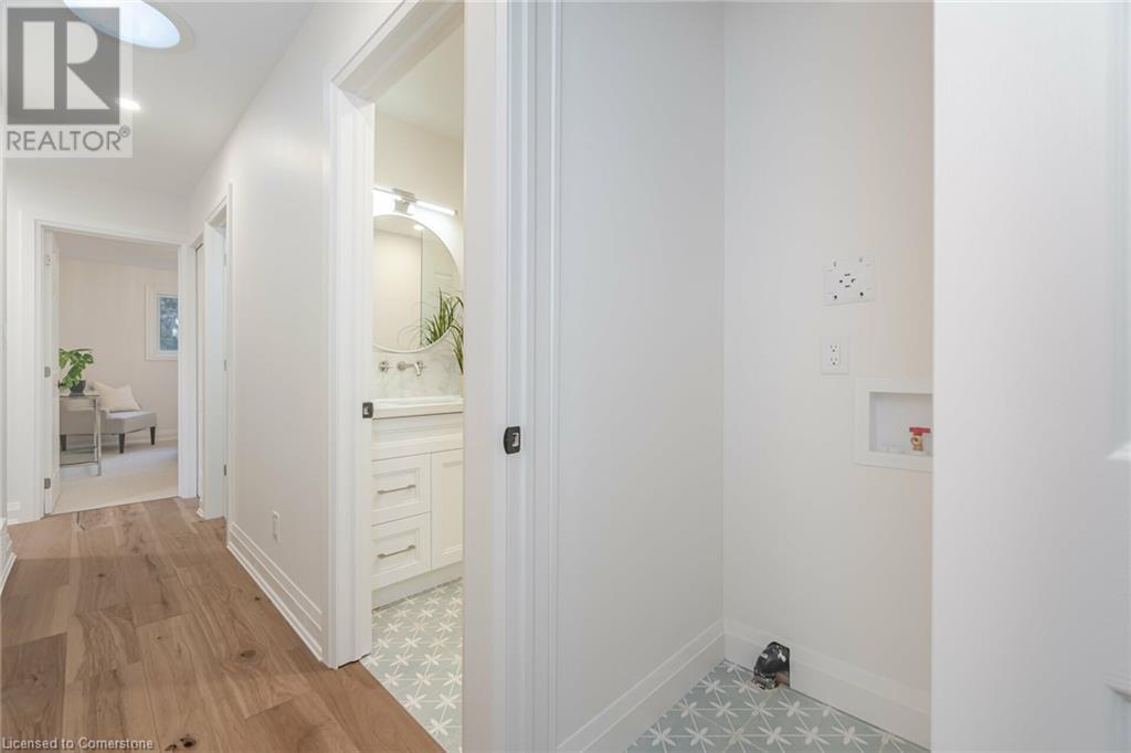 Photo 27 of 3150 Bentworth Drive, Burlington ON