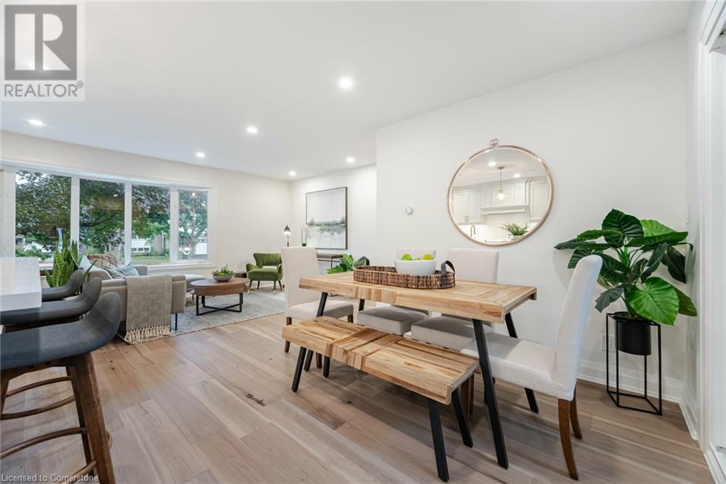 Photo 9 of 3150 Bentworth Drive, Burlington ON