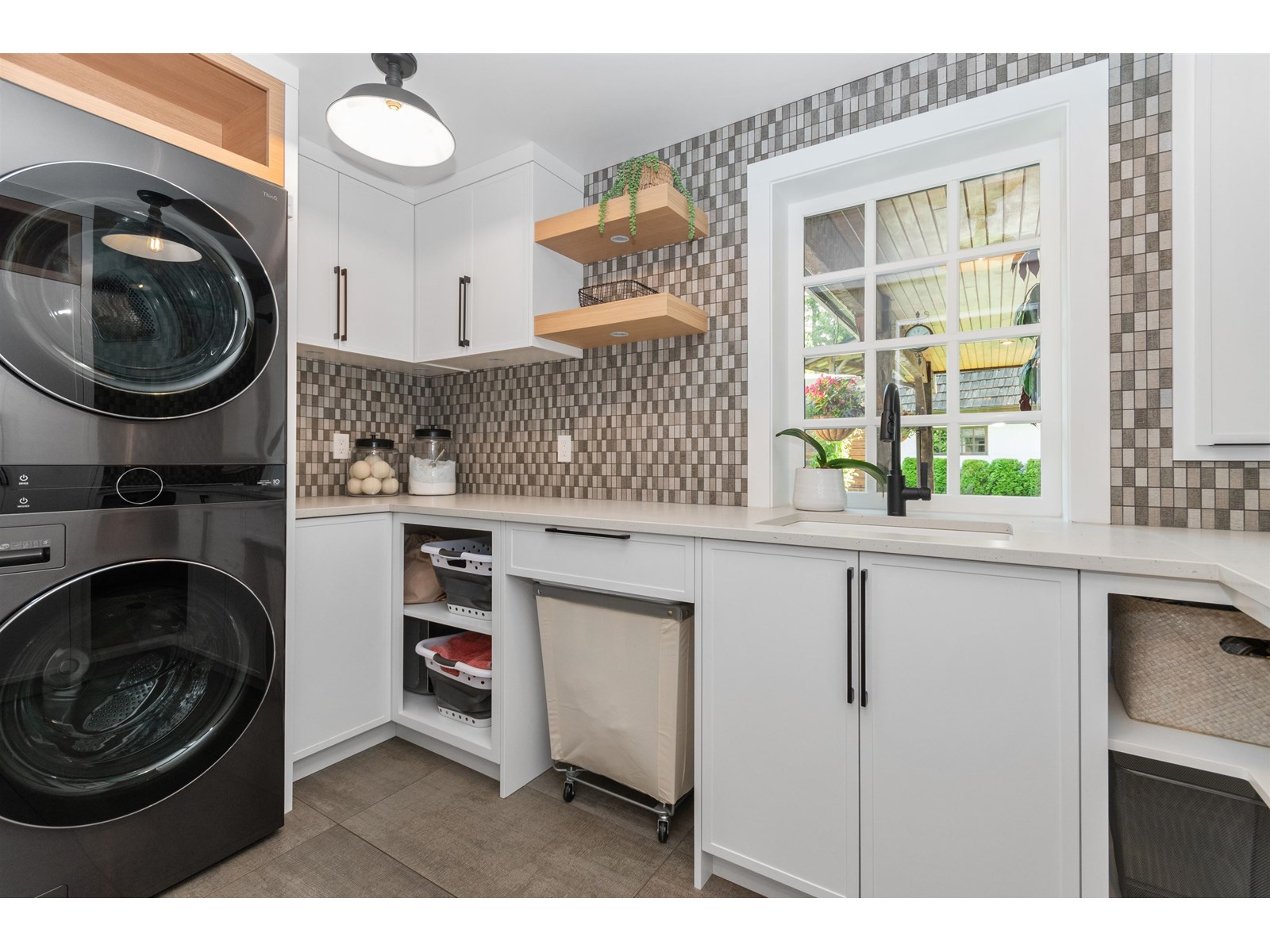 Photo 19 of 24311 63 Avenue, Langley BC