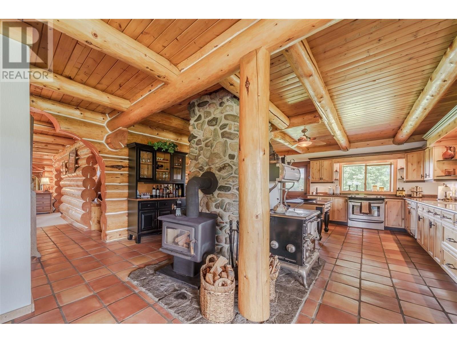 5242 MAHOOD LAKE ROAD - 28