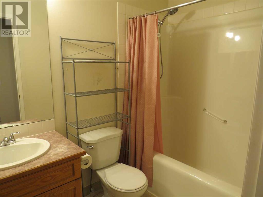 Single Family House Bi-level for Sale in  Applewood Drive SE Applewood Park Calgary 