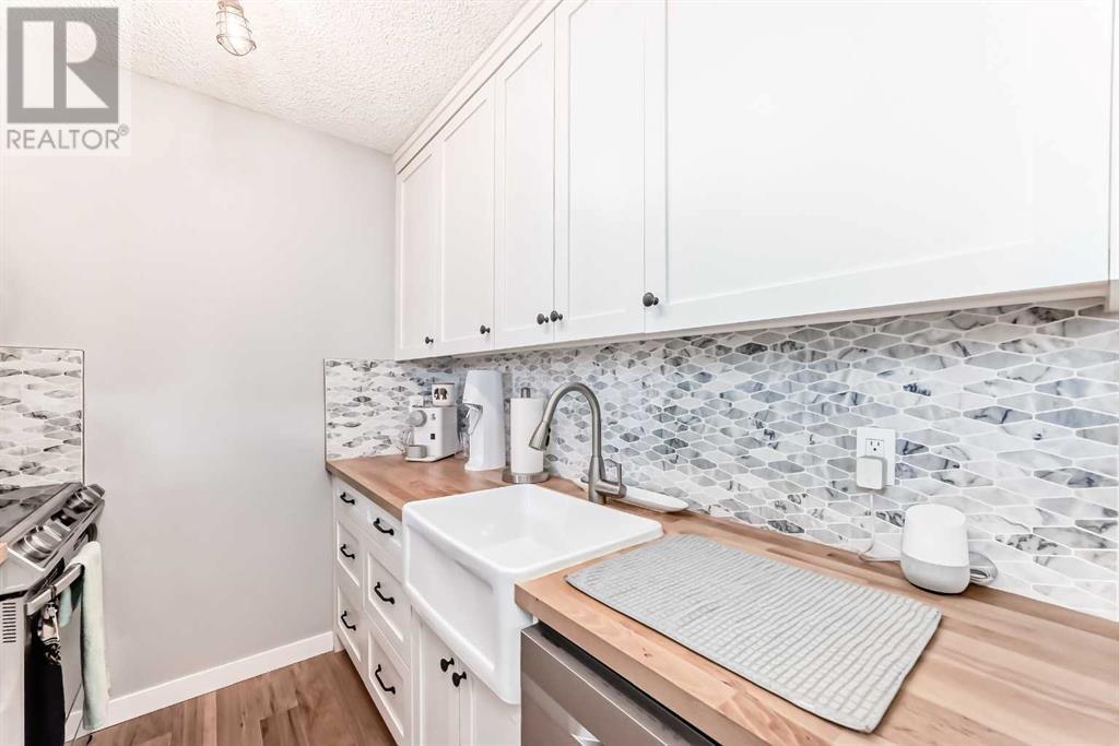 Single Family House for Sale in   A Street NW Sunnyside Calgary 