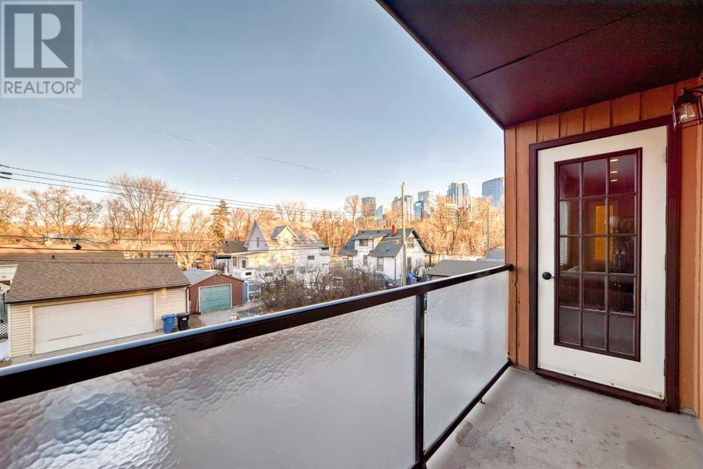 Single Family House for Sale in   A Street NW Sunnyside Calgary 