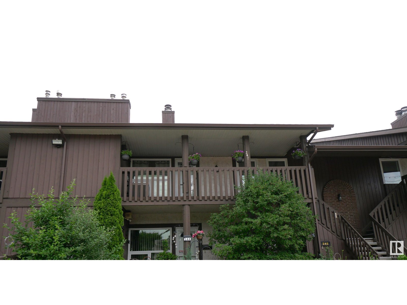Photo 28 of 245 Surrey Gardens Gd Nw, Edmonton AB