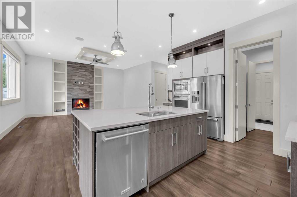 Single Family House for Sale in  Evansview Road NW Evanston Calgary 