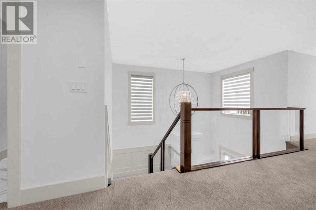 Single Family House for Sale in  Evansview Road NW Evanston Calgary 