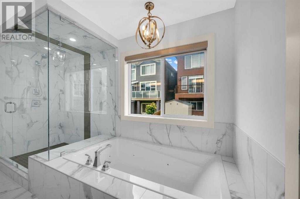 Single Family House for Sale in  Evansview Road NW Evanston Calgary 