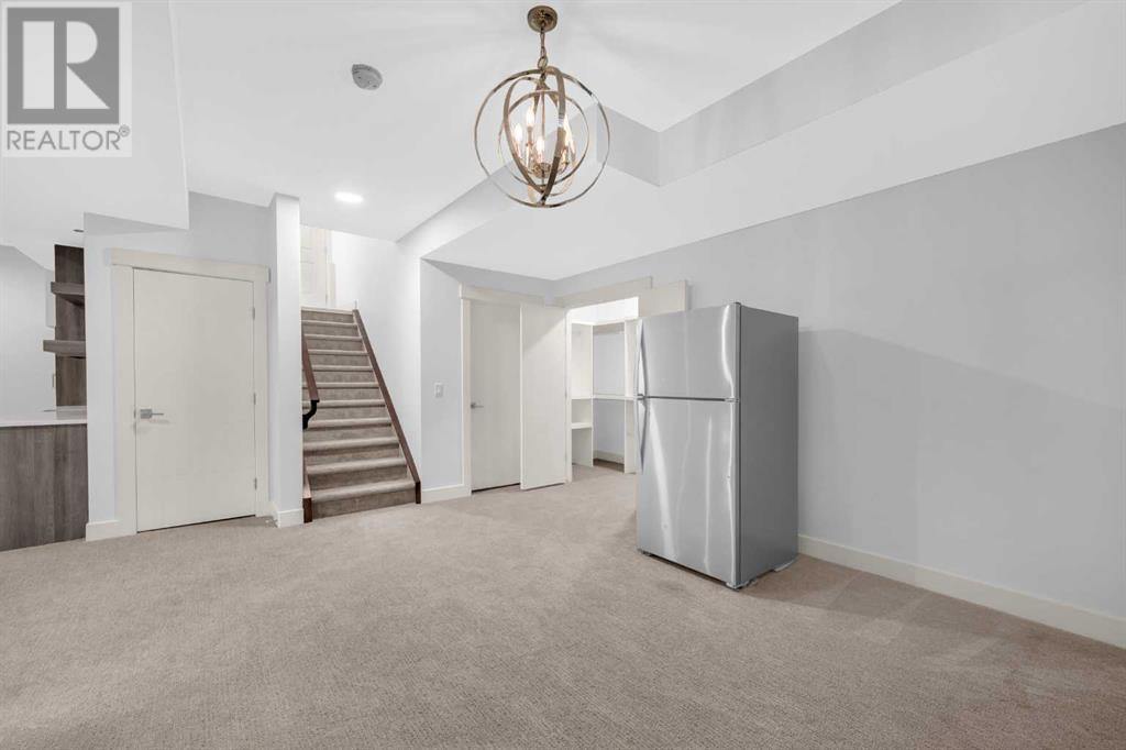 Single Family House for Sale in  Evansview Road NW Evanston Calgary 