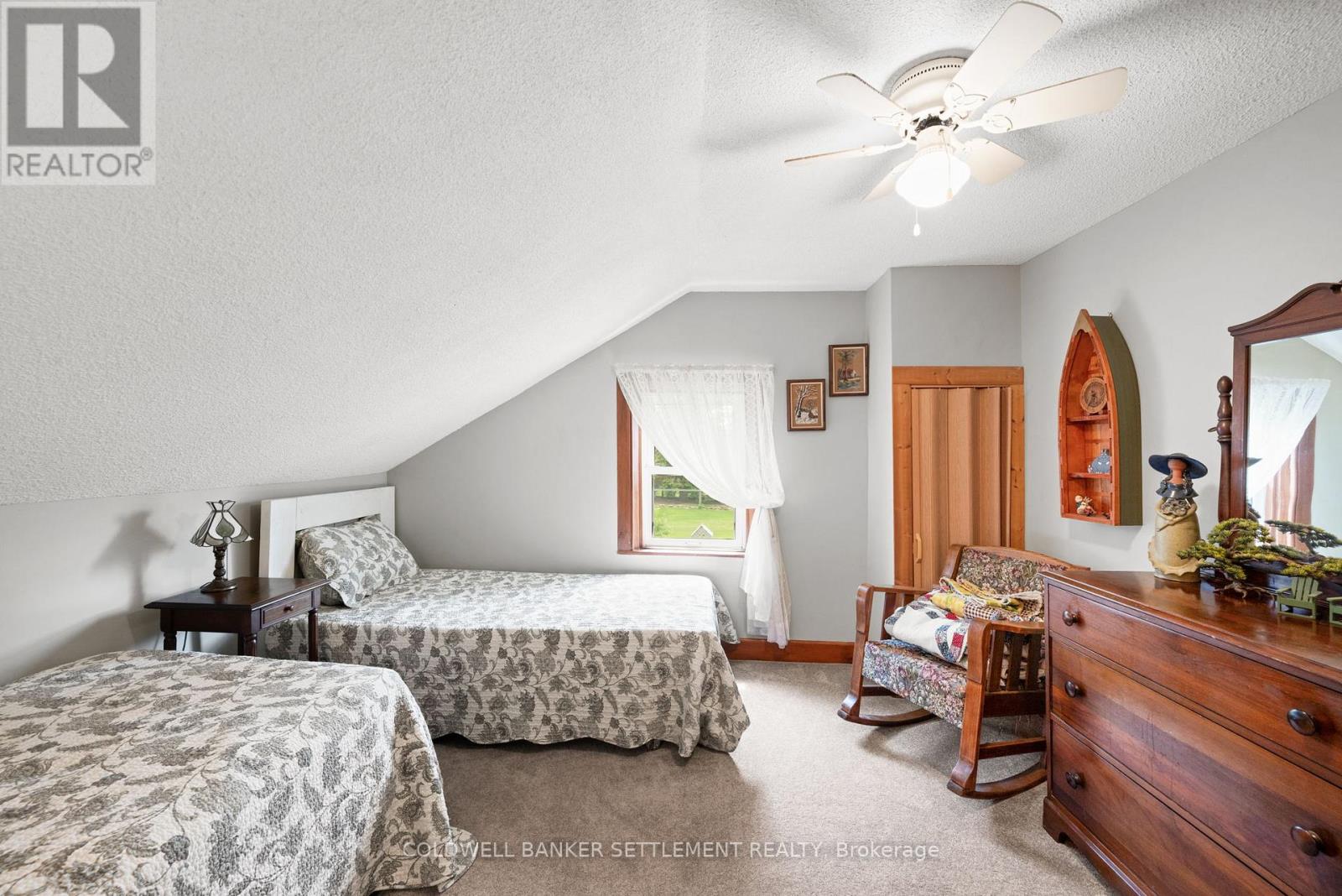 Photo 4 of 394 Elliott Road, Tay Valley ON