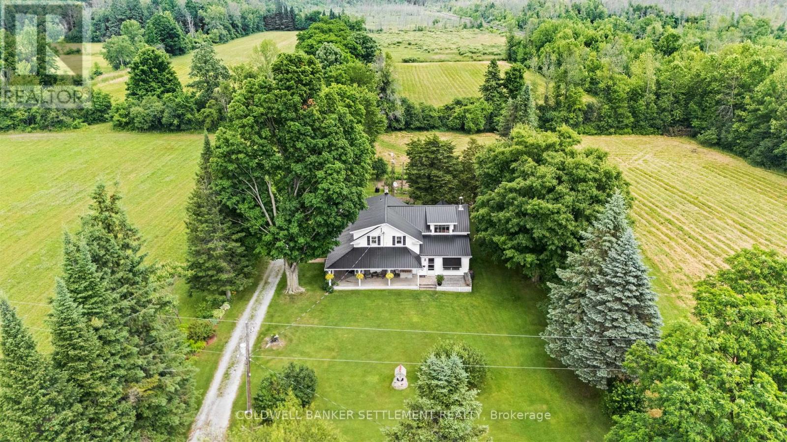 Photo 14 of 394 Elliott Road, Tay Valley ON