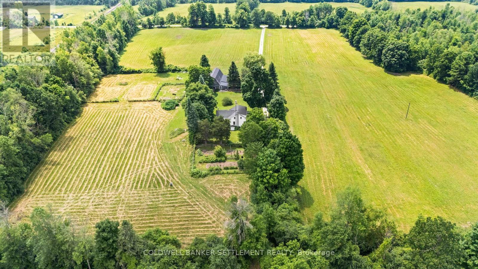 Photo 18 of 394 Elliott Road, Tay Valley ON