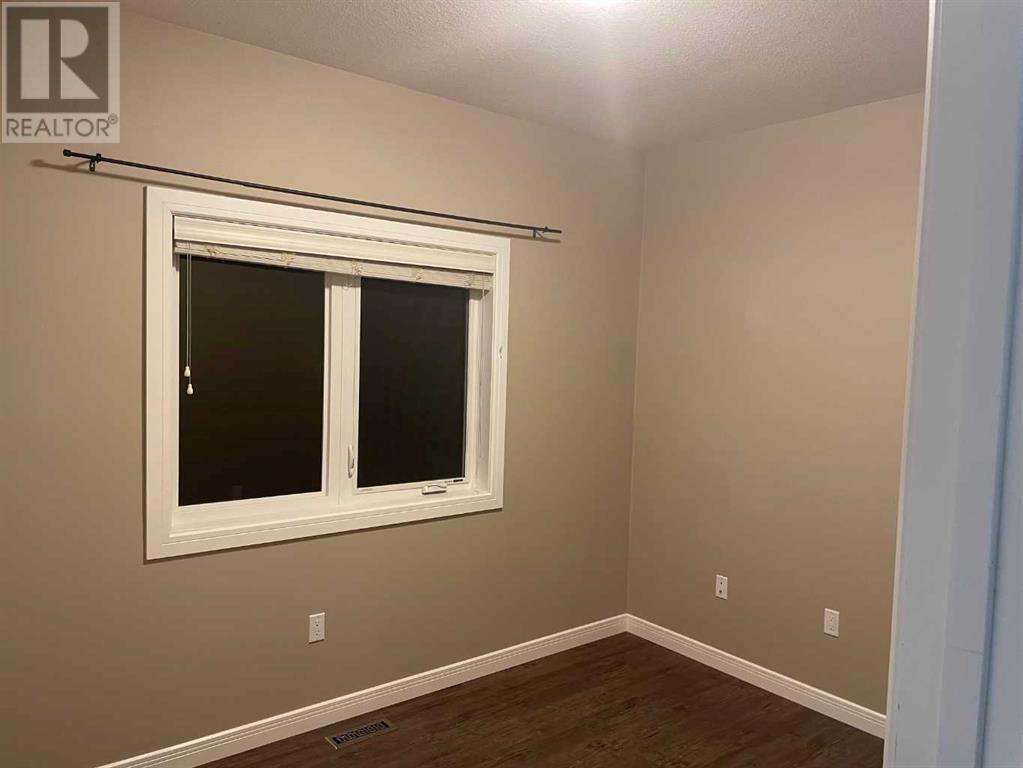 Photo 19 of 10404 103 Avenue, Sexsmith AB