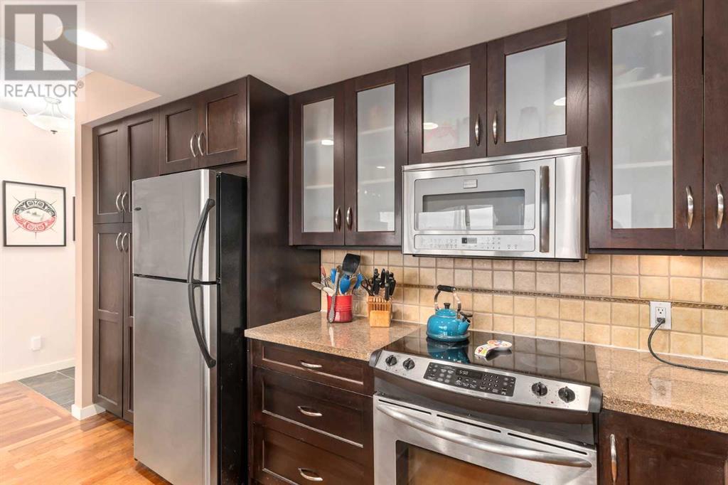 Single Family House for Sale in    Avenue SW Downtown West End Calgary 