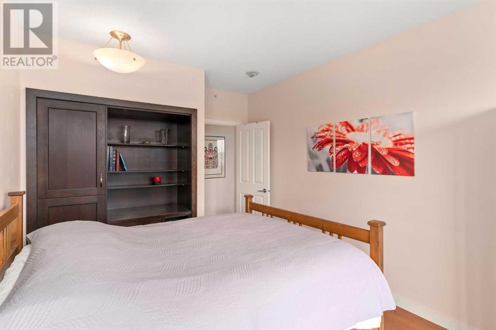 Single Family House for Sale in    Avenue SW Downtown West End Calgary 