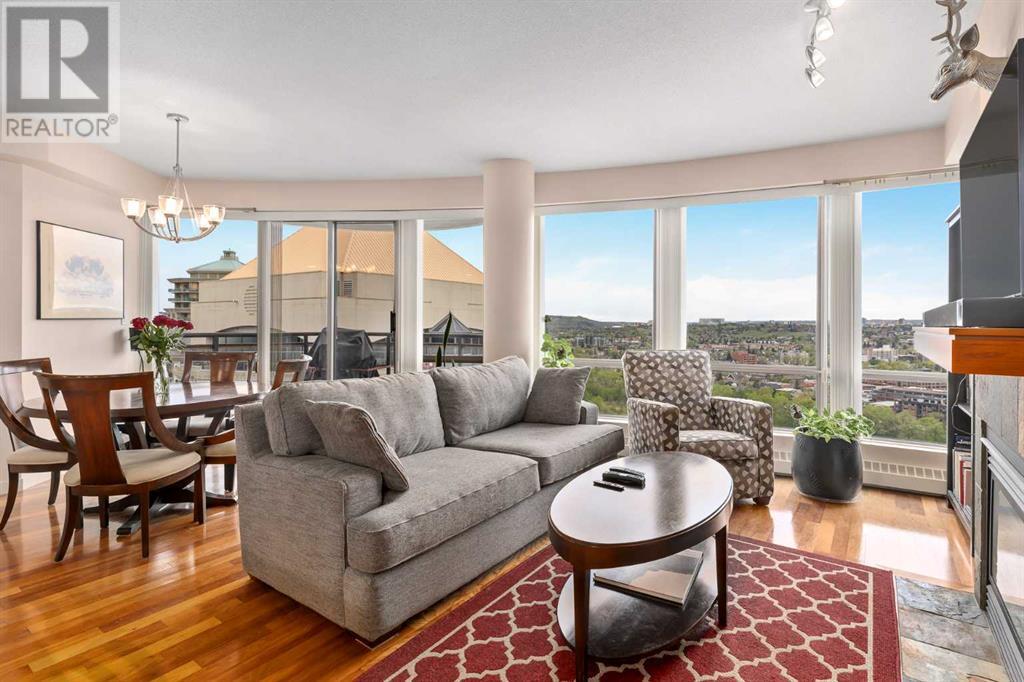 Single Family House for Sale in    Avenue SW Downtown West End Calgary 