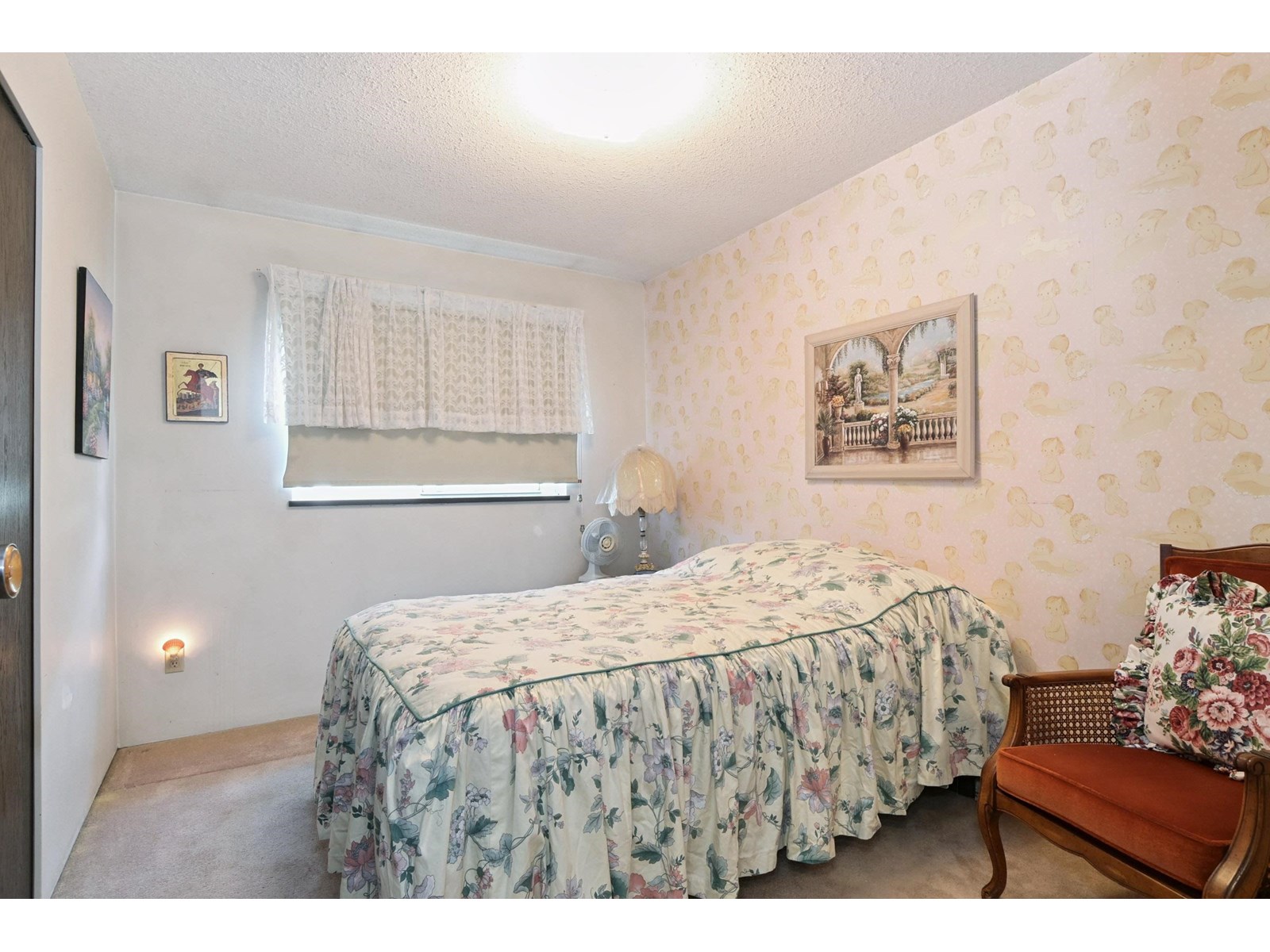 Photo 9 of 4820 200 Street, Langley BC