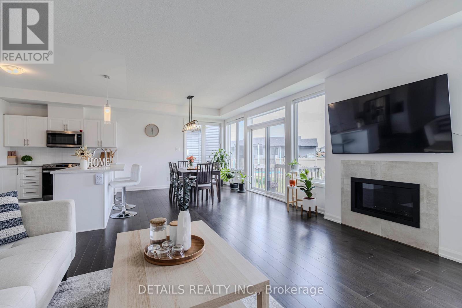 Photo 25 of 372 Sterling Avenue, Clarencerockland ON