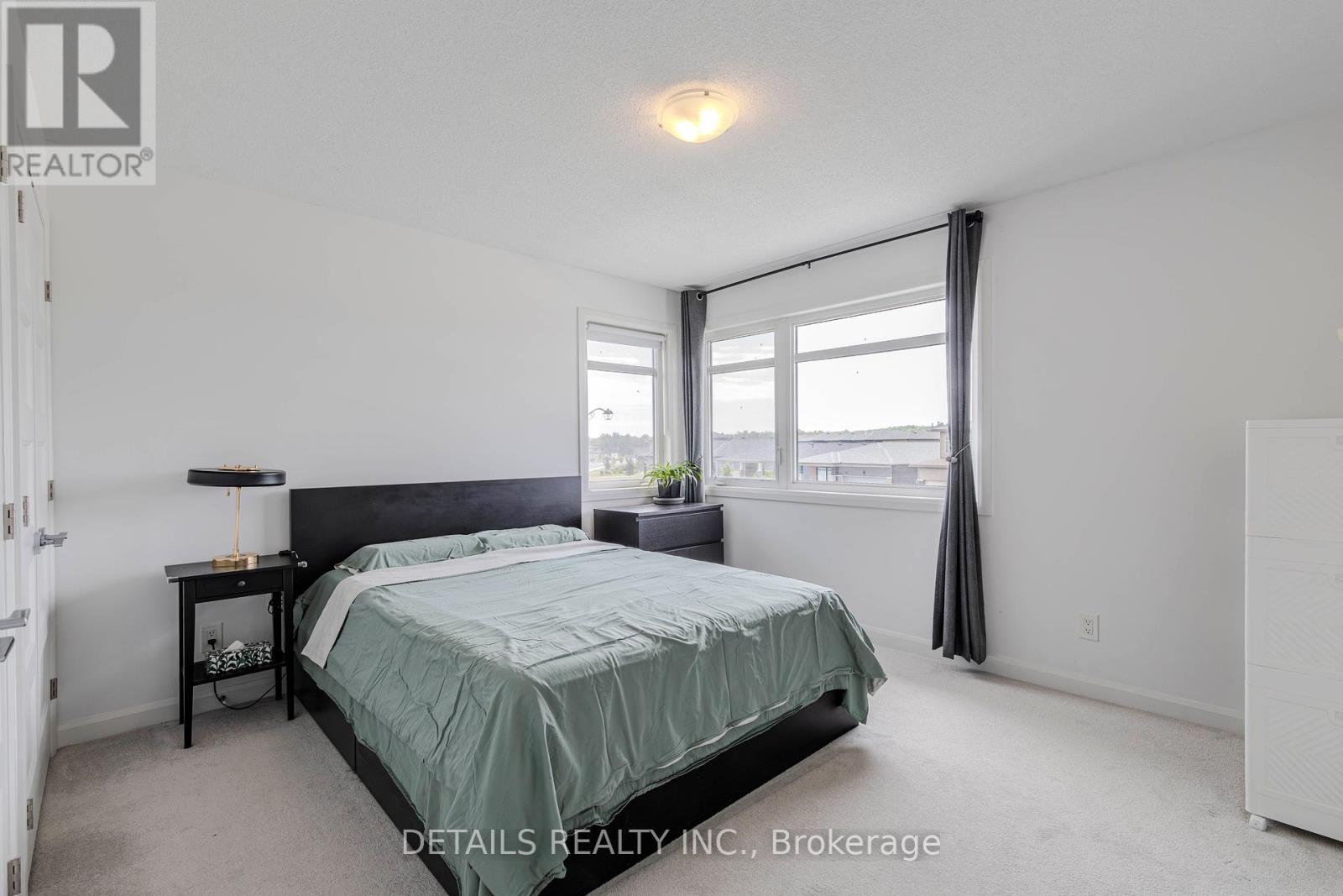 Photo 36 of 372 Sterling Avenue, Clarencerockland ON
