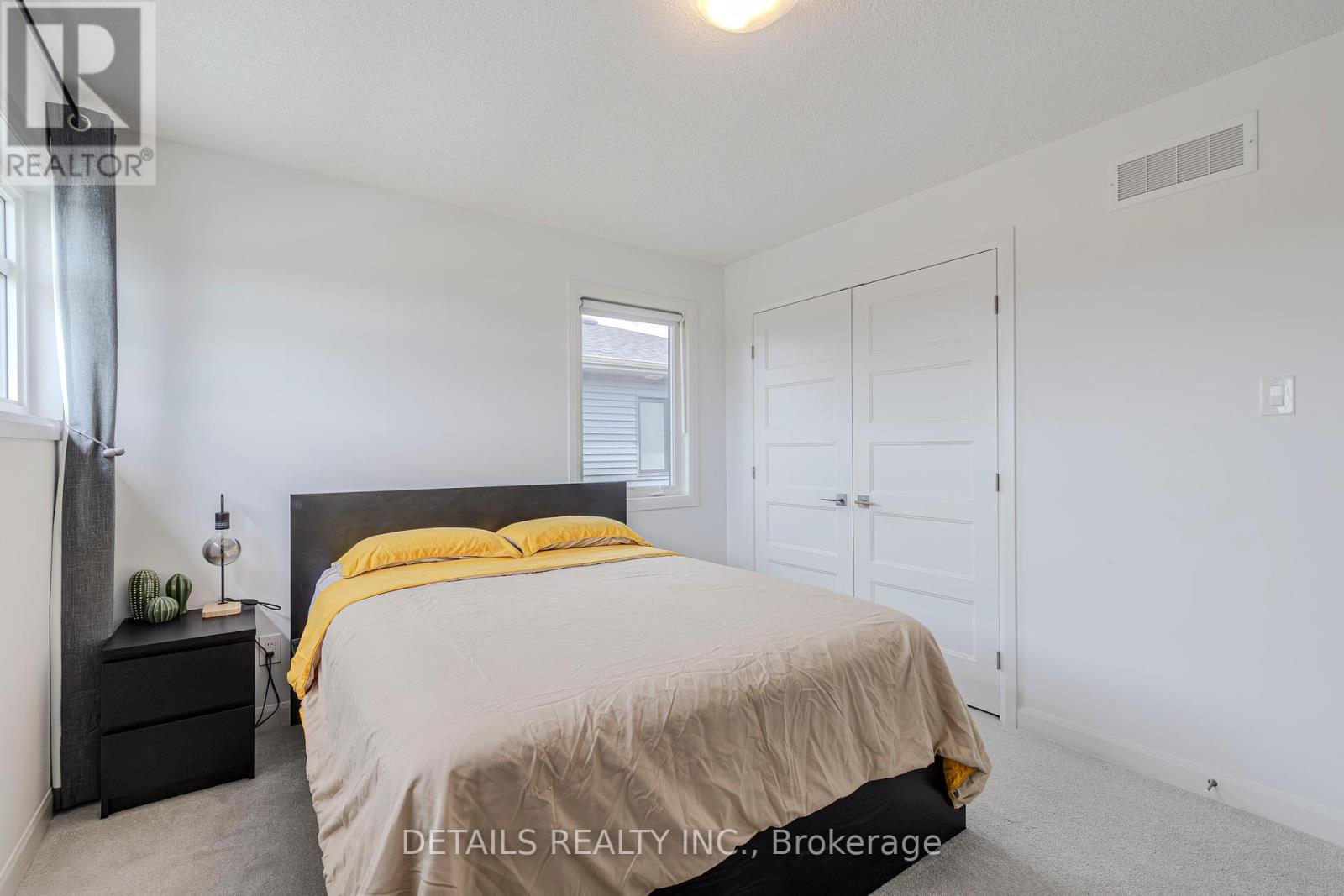 Photo 34 of 372 Sterling Avenue, Clarencerockland ON