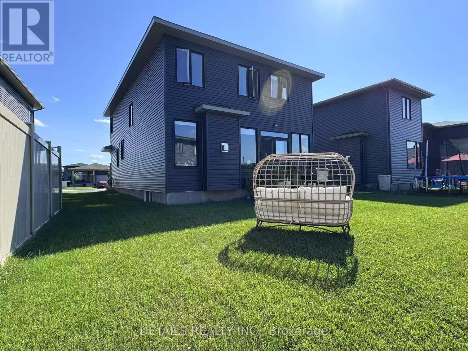 Photo 45 of 372 Sterling Avenue, Clarencerockland ON