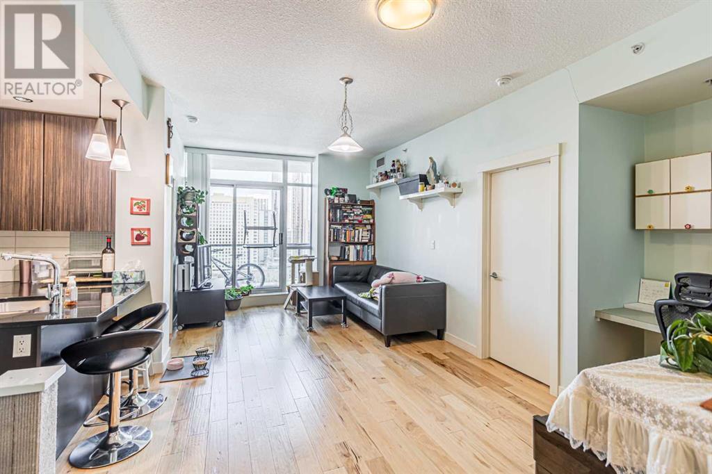 Single Family House for Sale in    Avenue SW Beltline Calgary 