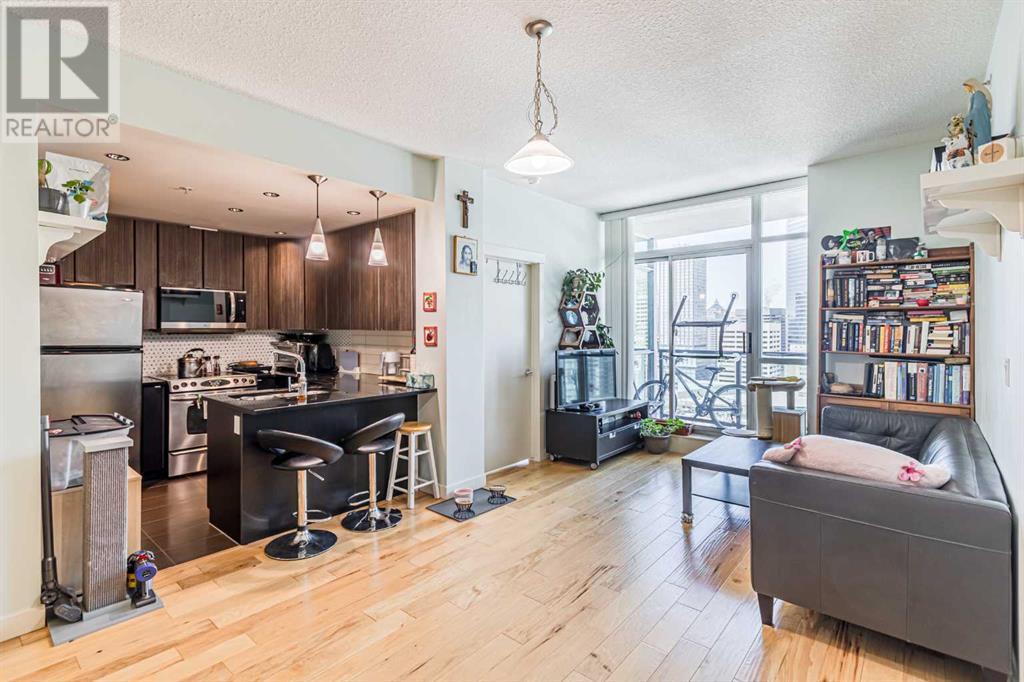 Single Family House for Sale in    Avenue SW Beltline Calgary 