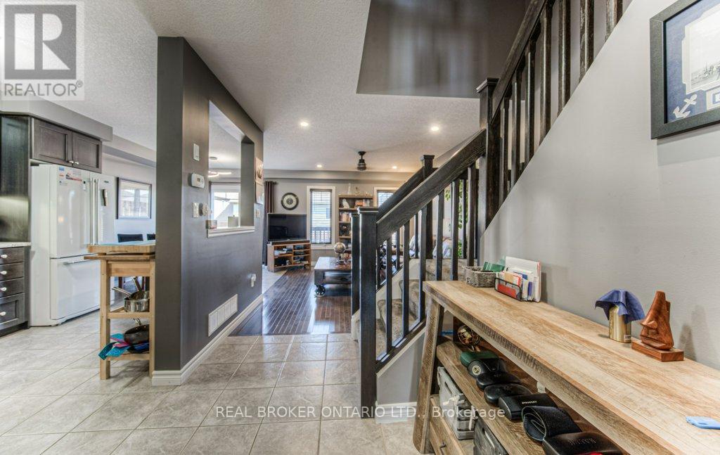 Photo 9 of 42 Eliza Avenue, Kitchener ON