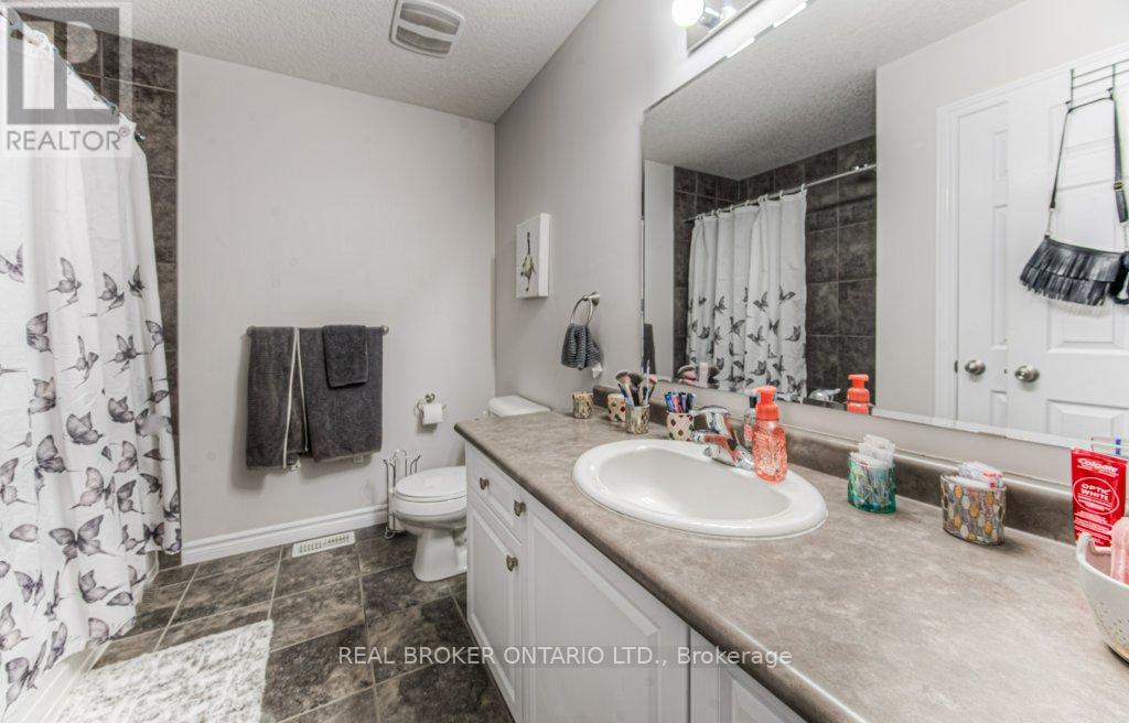Photo 1 of 42 Eliza Avenue, Kitchener ON