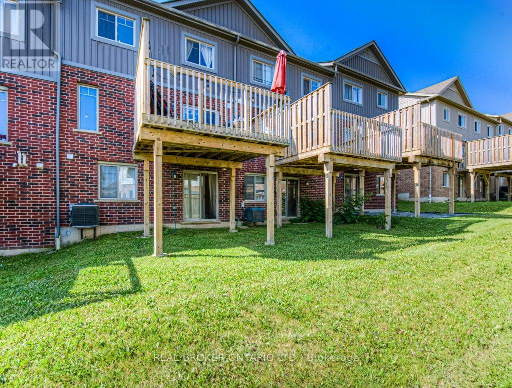 Photo 21 of 42 Eliza Avenue, Kitchener ON
