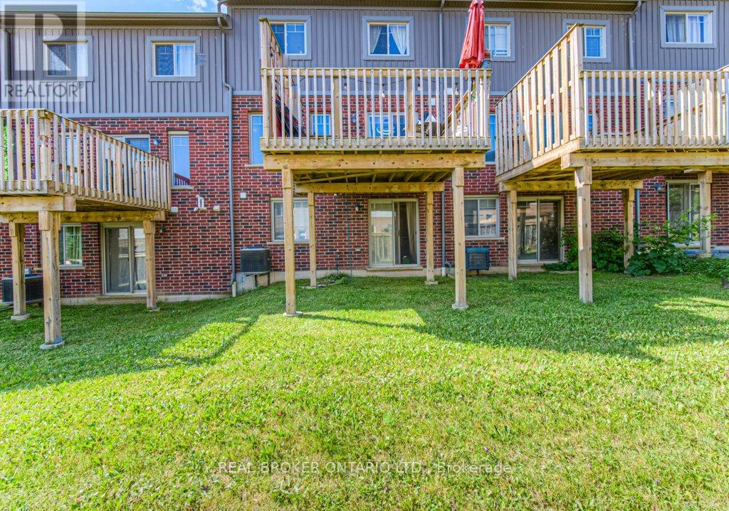 Photo 28 of 42 Eliza Avenue, Kitchener ON