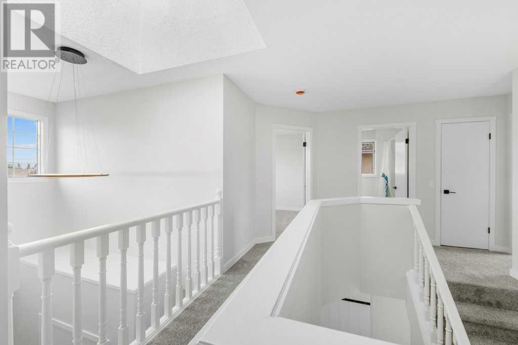 Single Family House for Sale in  Mckenzie Lake Manor SE McKenzie Lake Calgary 