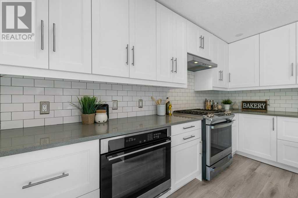 Single Family House for Sale in  Mckenzie Lake Manor SE McKenzie Lake Calgary 