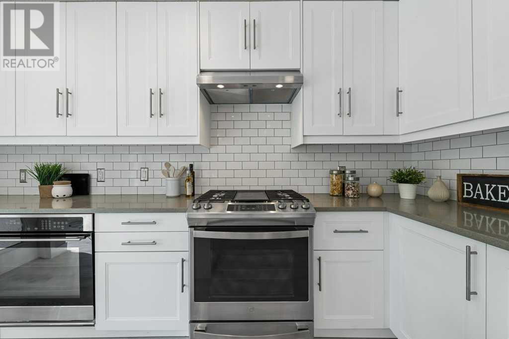 Single Family House for Sale in  Mckenzie Lake Manor SE McKenzie Lake Calgary 