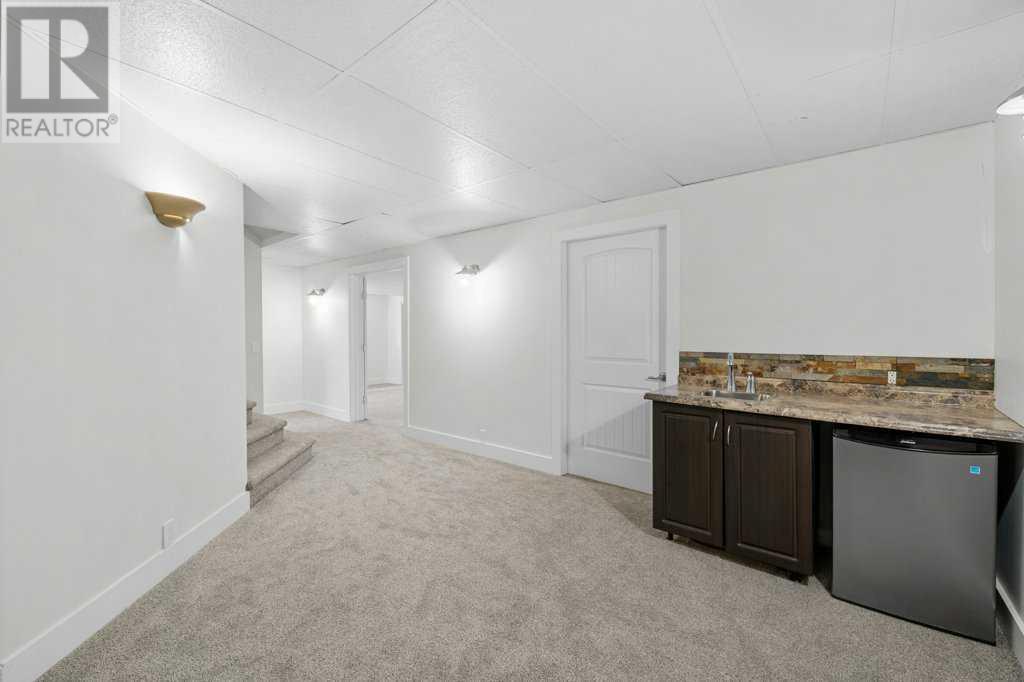 Single Family House for Sale in  Mckenzie Lake Manor SE McKenzie Lake Calgary 