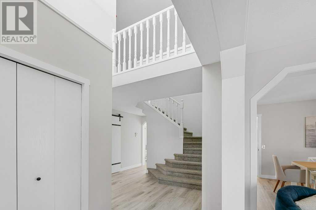 Single Family House for Sale in  Mckenzie Lake Manor SE McKenzie Lake Calgary 