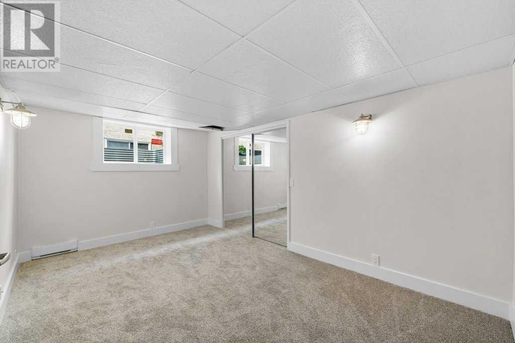 Single Family House for Sale in  Mckenzie Lake Manor SE McKenzie Lake Calgary 