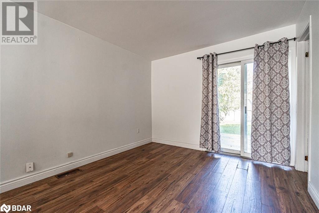 Photo 11 of 211 Phillips Street, Barrie ON