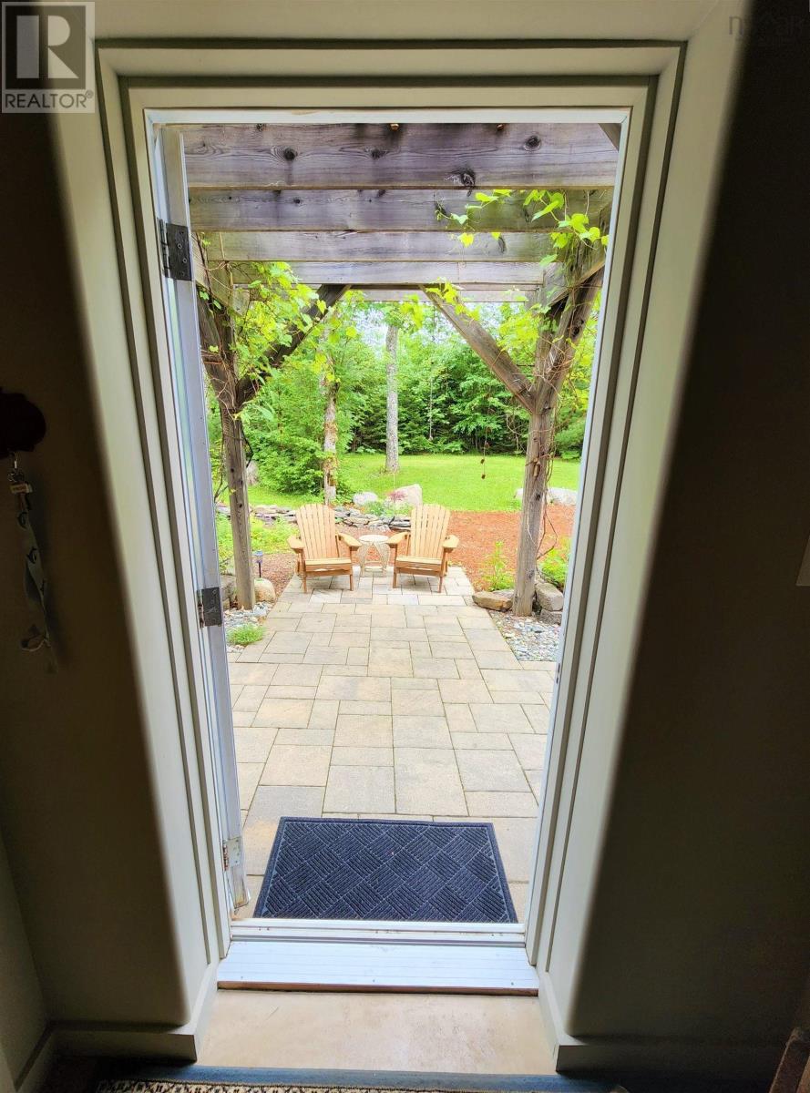 Single Family House 2 Level for Sale in  Kill Dog Cove Road Parkdale 