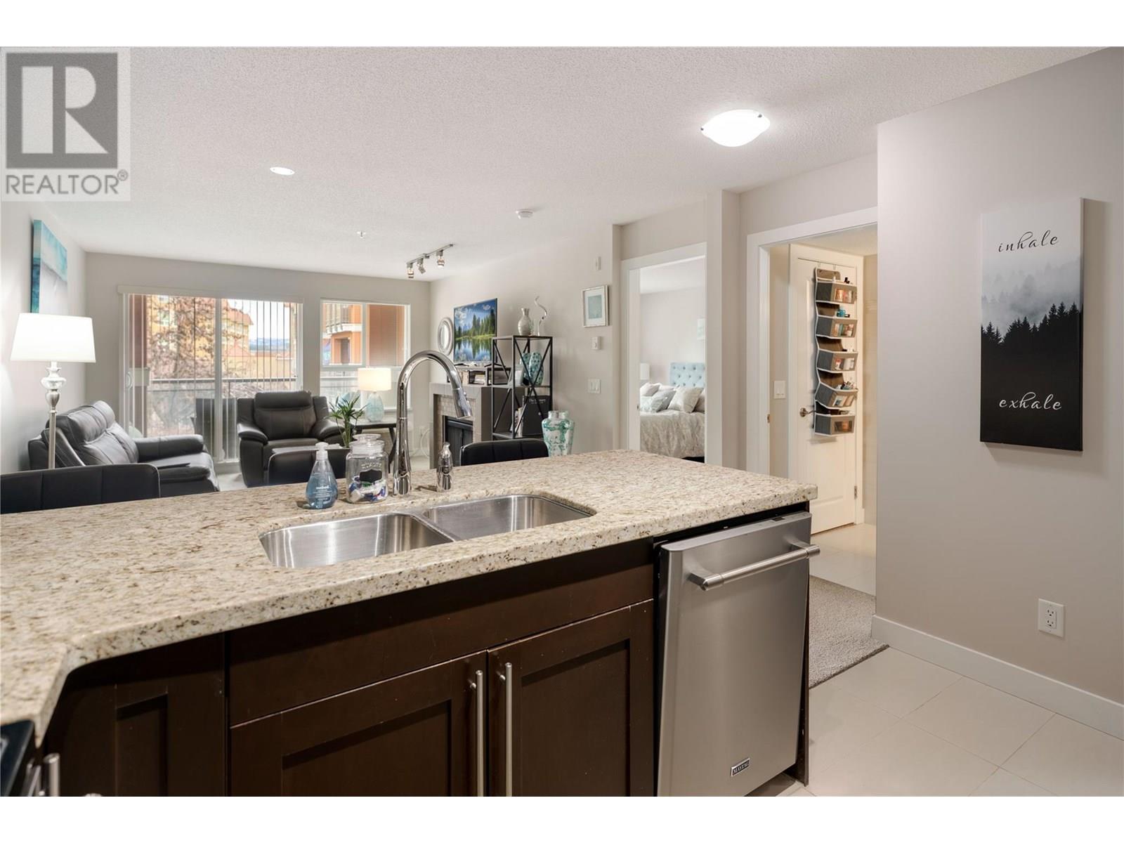 312 1083 Sunset Drive, Kelowna