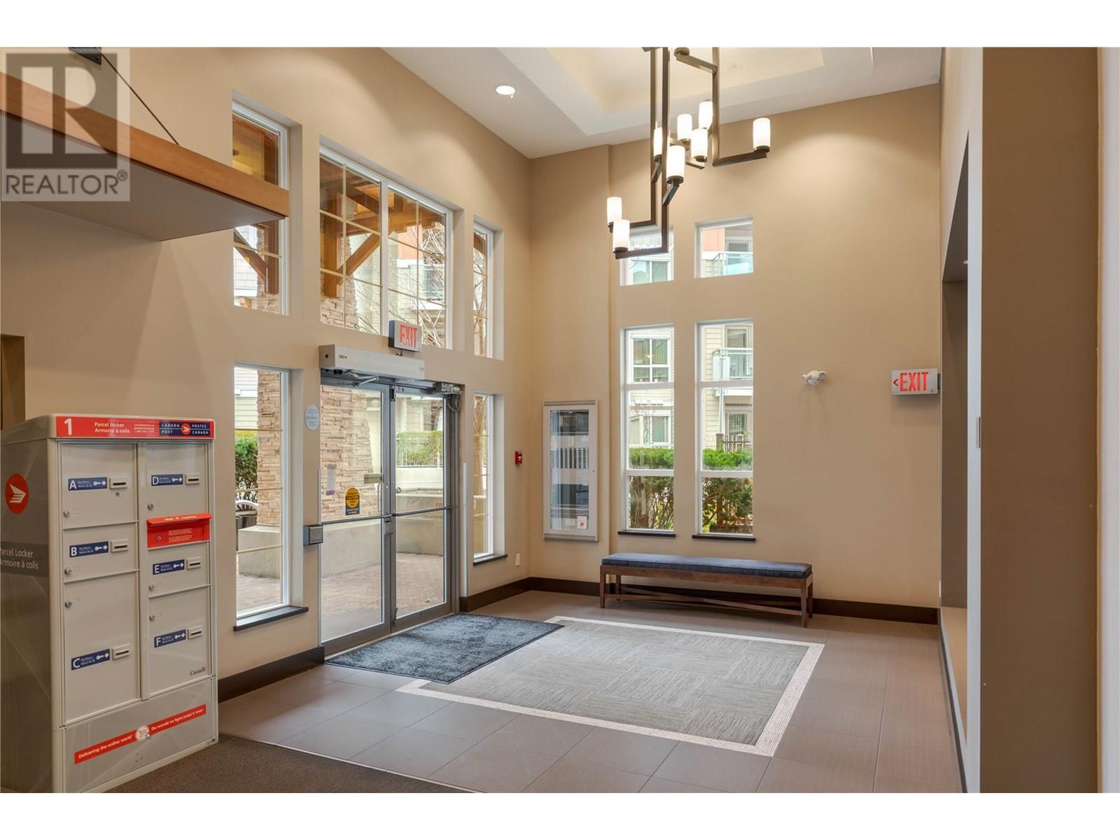 312 1083 Sunset Drive, Kelowna