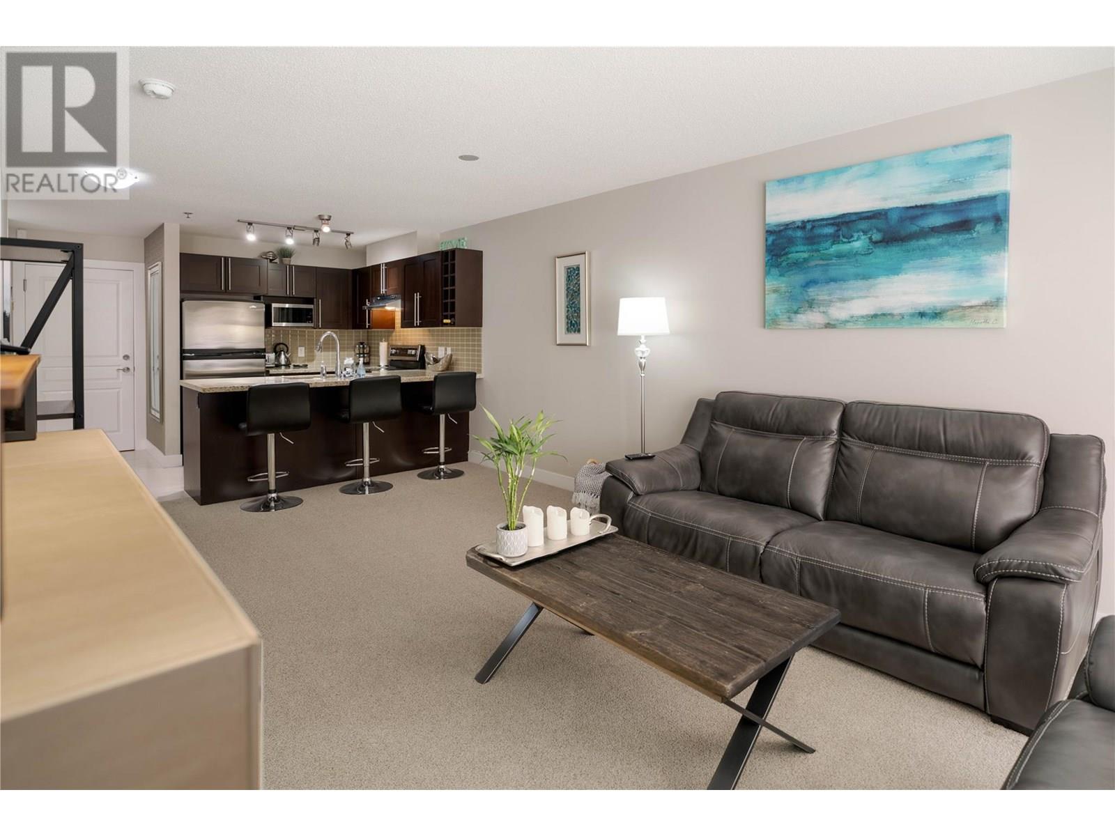 312 1083 Sunset Drive, Kelowna