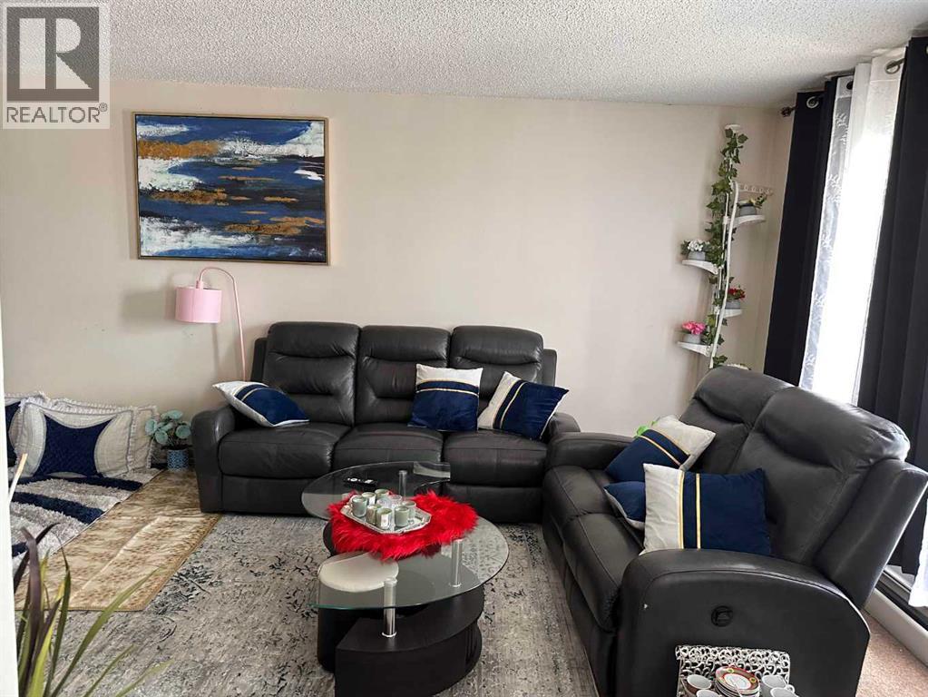 13 Clearwater Crescent, Fort McMurray