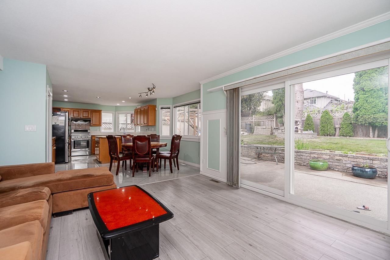 Photo 13 of 16089 80 Avenue, Surrey BC