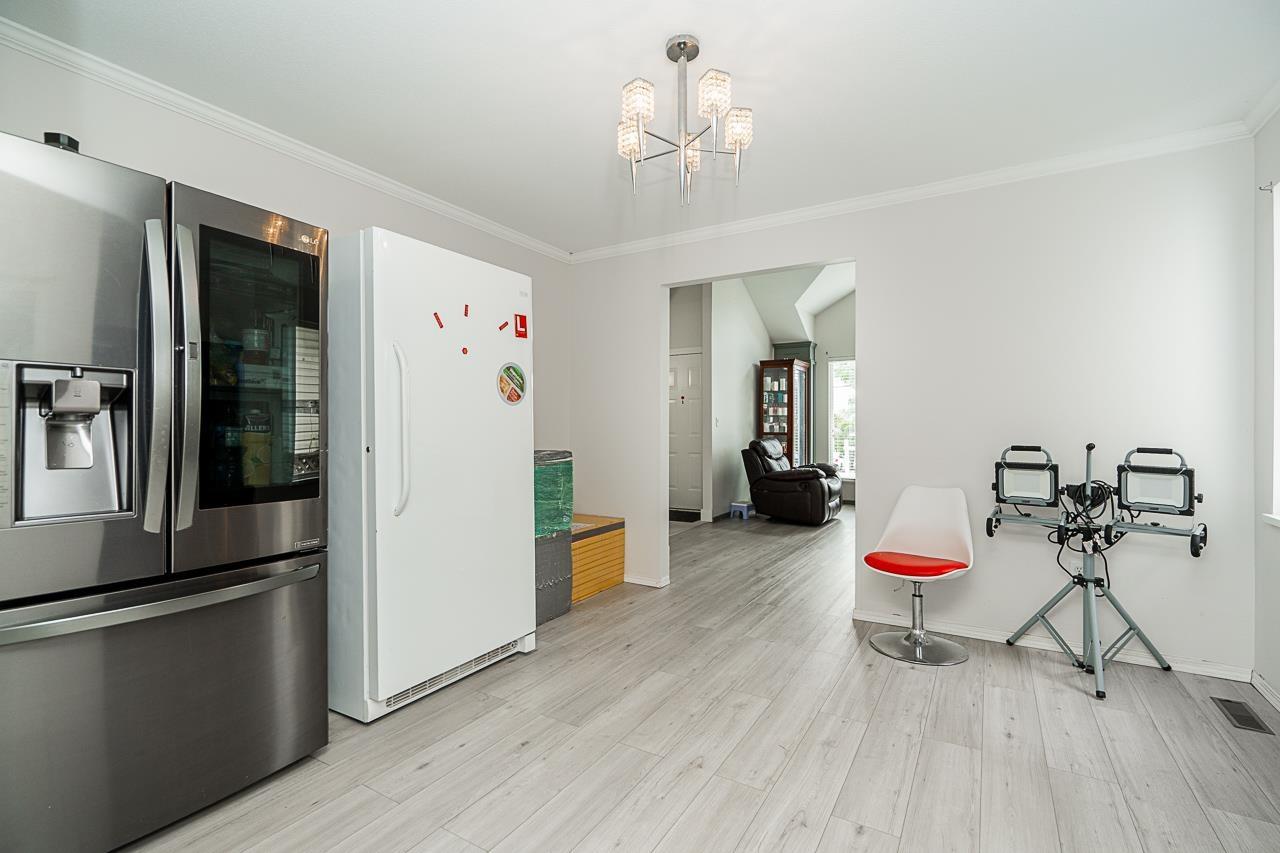Photo 7 of 16089 80 Avenue, Surrey BC