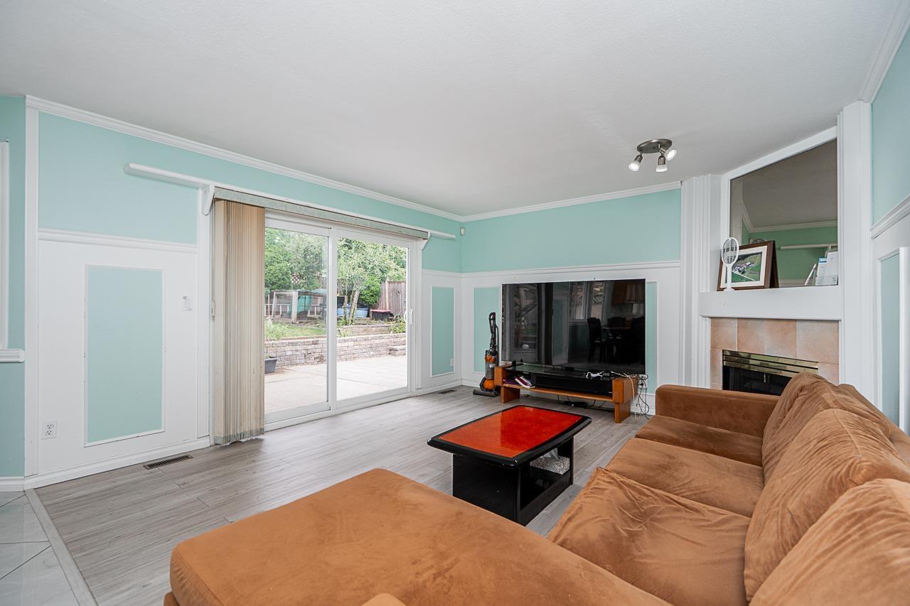 Photo 12 of 16089 80 Avenue, Surrey BC