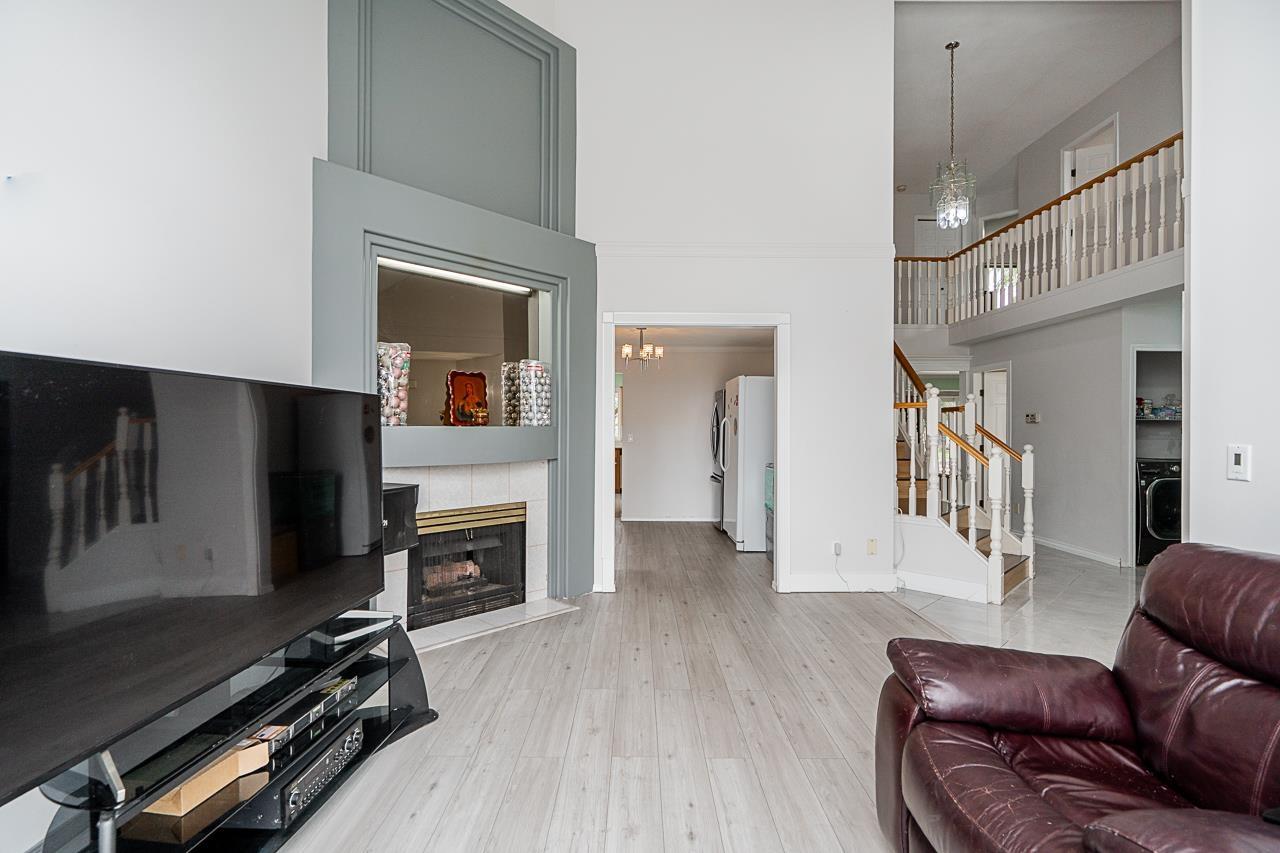 Photo 6 of 16089 80 Avenue, Surrey BC