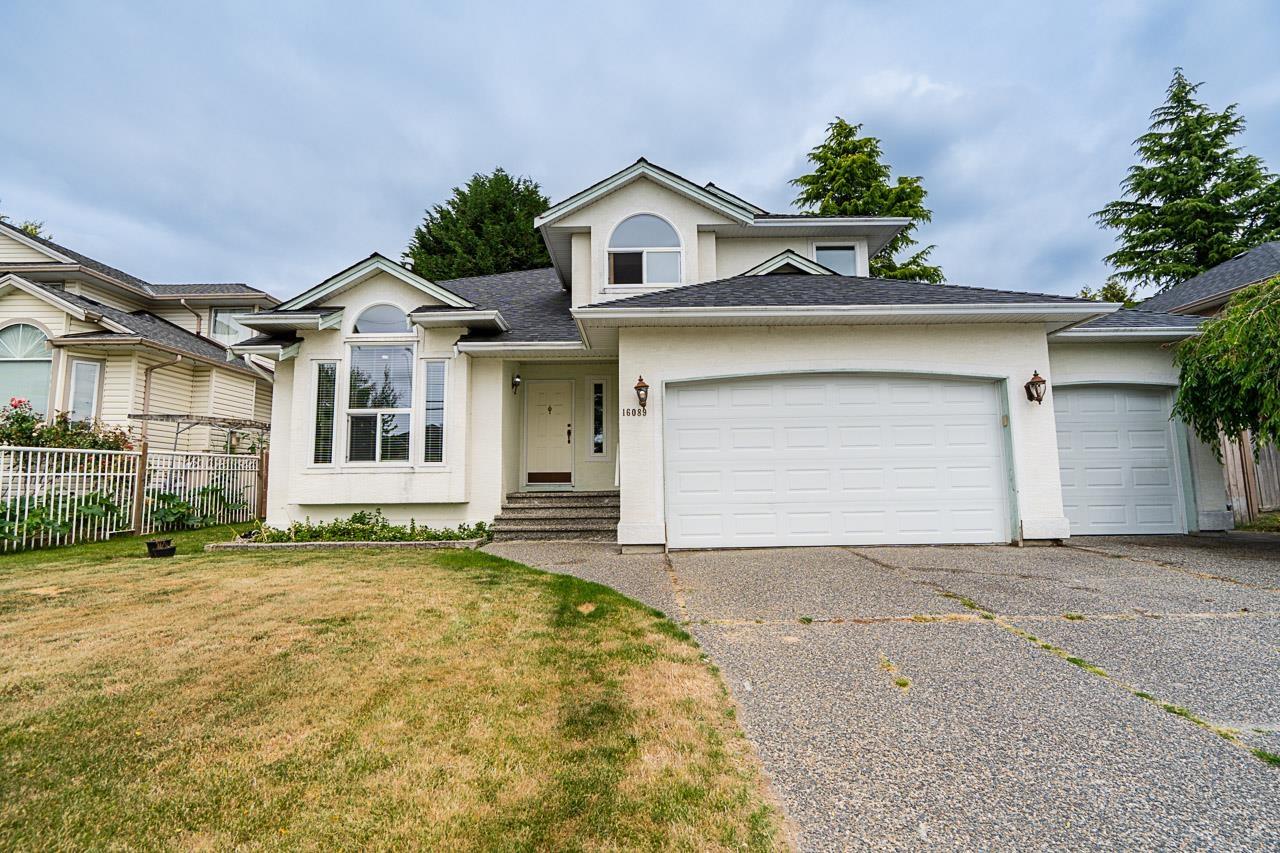 Photo 3 of 16089 80 Avenue, Surrey BC