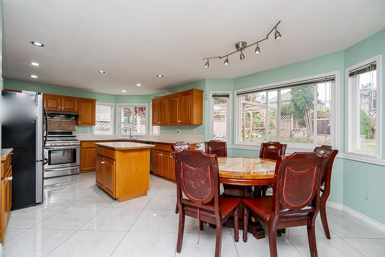 Photo 8 of 16089 80 Avenue, Surrey BC