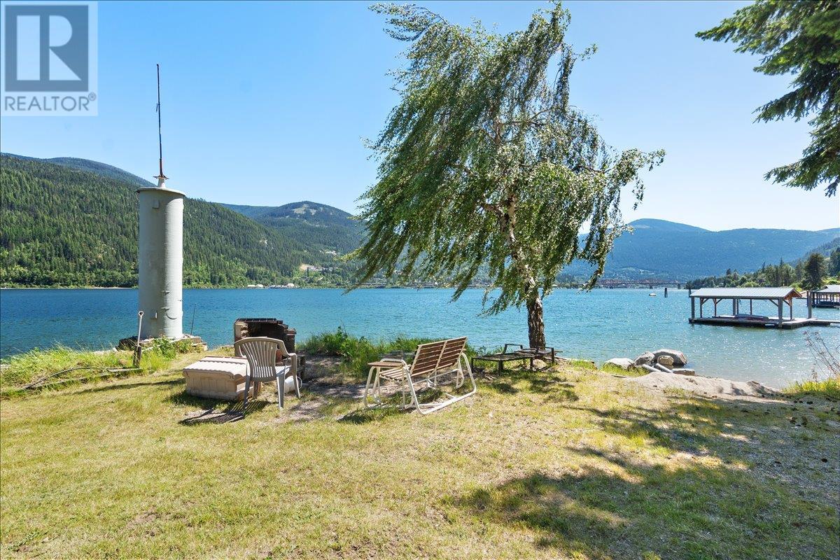 1089, 1090 3A Highway, Nelson